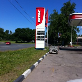 Возведение фундамента ценовых стелл на АЗС